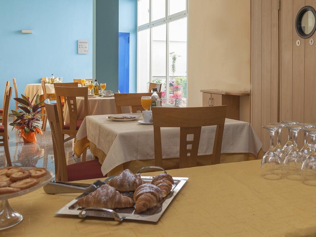 El Pinche De Oro Hotel Benicarlo Ngoại thất bức ảnh